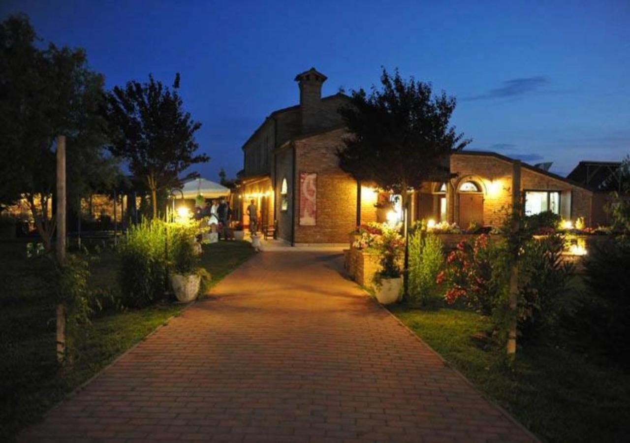 Agriturismo Alla Strozza Voghenza Bagian luar foto